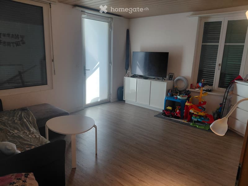 Schöne 3-Zimmerwohnung im Erdgeschoss mit Balkon (1)