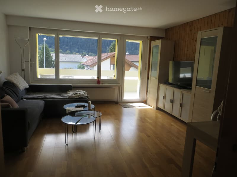 Günstige 3.5-Zimmerwohnung mit Balkon in Domat/Ems (1)