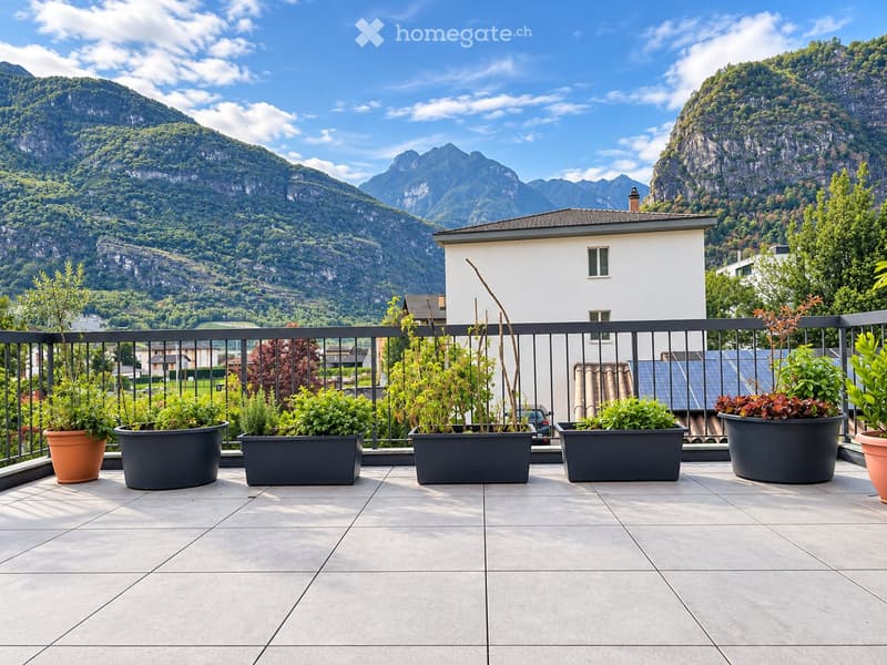 Luminoso appartamento 4 locali a Biasca con grande terrazza (5)