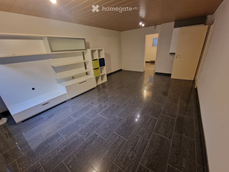 Studio avec parking dans un quartier calme (2)