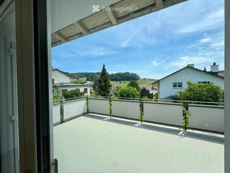 Helle 4-Zimmer-Wohnung mit Terrasse und Garten in Bettwiesen (2)