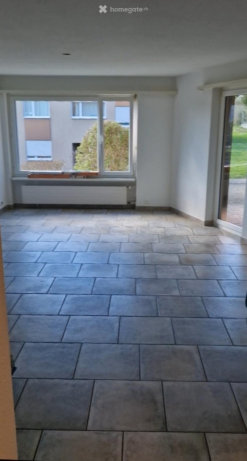 3.5 Wohnung in Schwerzenbach, suche Nachmieter (2)