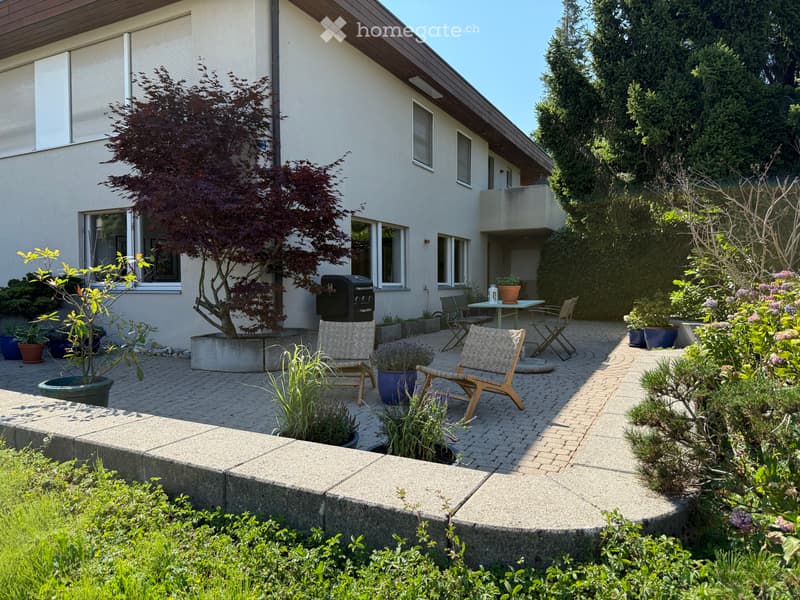 Renovated, furnished Apartment with Garden, Lake Views (5)