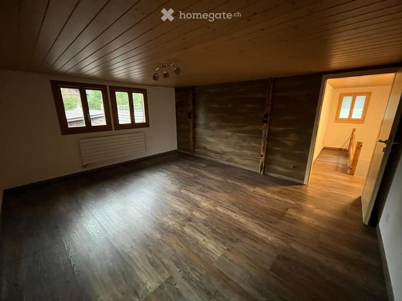 Grosszügige 6.5 Zimmerwohnung in Adelboden (2)