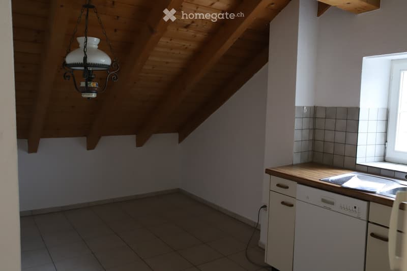 3.5 Zimmer Dachwg 3 Min Bahnhof, 10 Min Schule, 2 Min Volg (6)