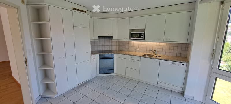 Sanft renovierte 4.5 Zimmerwohnung an ruhiger Lage (2)