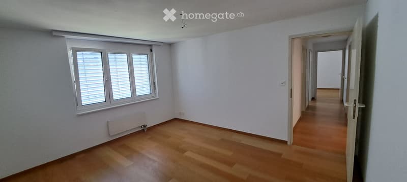 Sanft renovierte 4.5 Zimmerwohnung an ruhiger Lage (4)