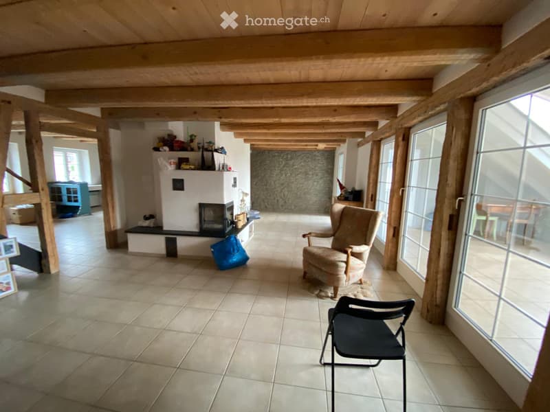Charmante Altbau-Maisonette mit Loggia, ab sofort frei (2)