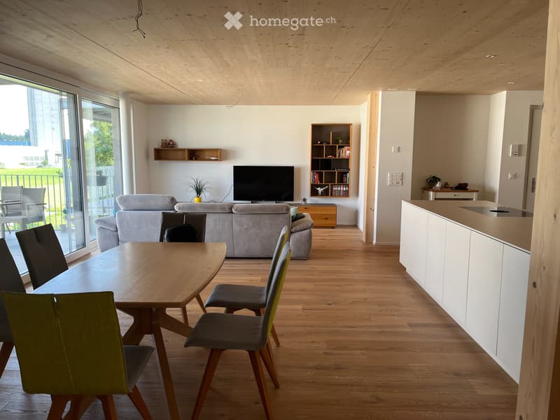 Moderne 4.5-Zimmer-Wohnung in ruhiger Lage (3)
