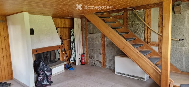 Charmante 2.5-Zimmer-Altbauwohnung in Kirchenstöckli (1)