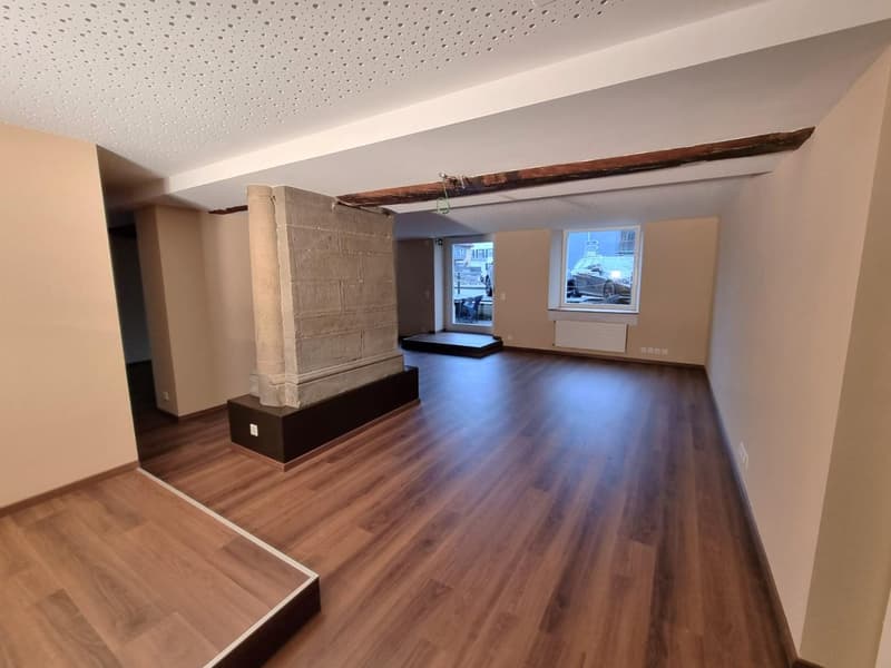 Top-Lage in Wädenswil: Flexibles Ladenlokal mit Teilungsoption (5)