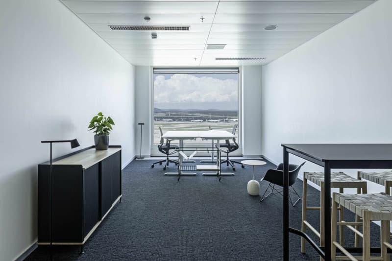 Prime Center 3 - Espace de bureau avec vue sur les mouvements aériens (2)