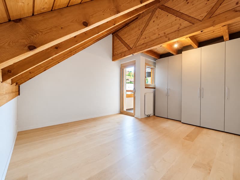 Renovierte 4½-Zimmer Maisonettewohnung an zentraler Lage– ab sofort verfügbar (11)
