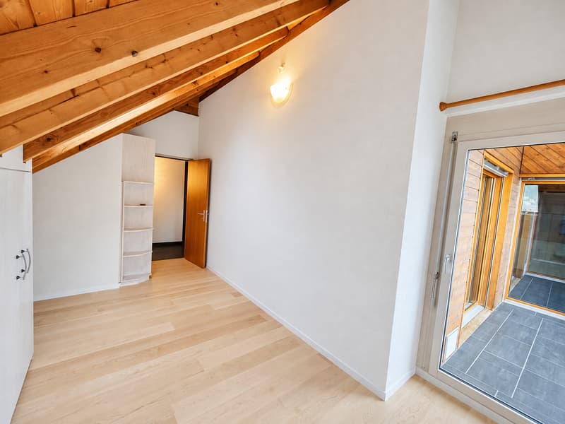 Renovierte 4½-Zimmer Maisonettewohnung an zentraler Lage– ab sofort verfügbar (10)