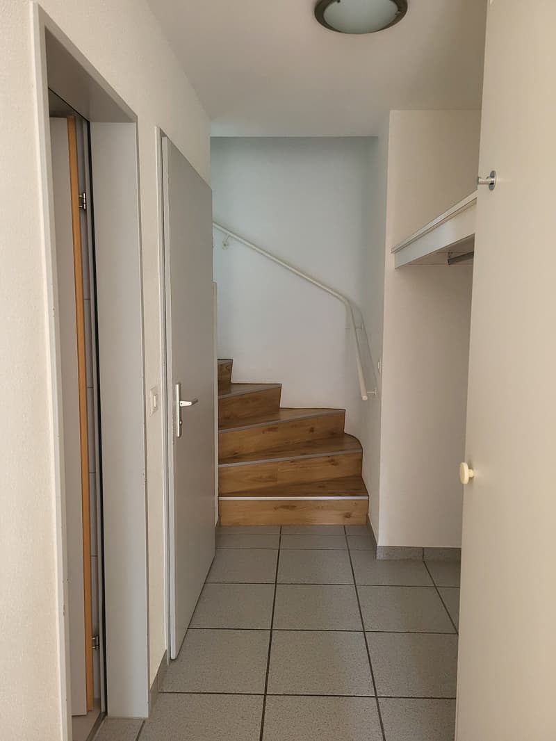 Grosszügige 3.5 Zimmer-Maisonettewohnung (4)