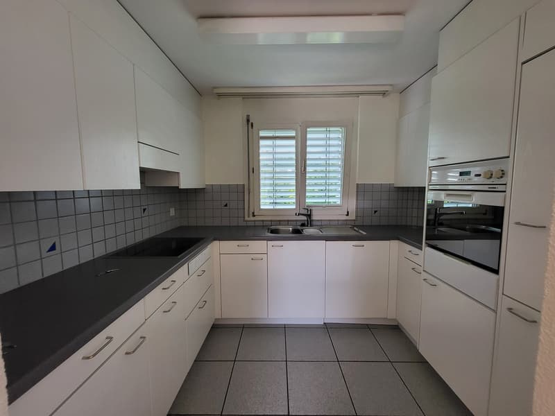 Grosszügige 3.5 Zimmer-Maisonettewohnung (3)