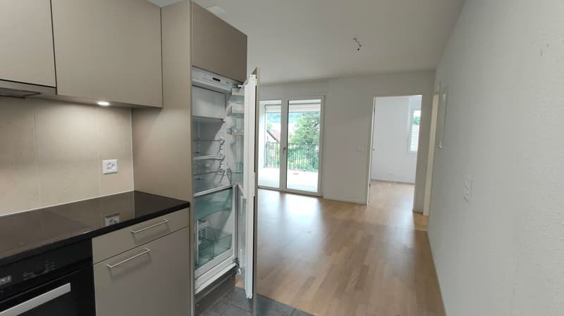 Moderne 2.5-Zimmer-Wohnung mit Loggia (5)