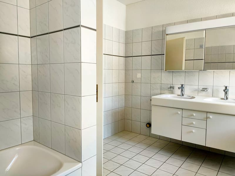 3 1/2-Zimmerwohnung an ruhiger Lage mit sonniger Terrasse (10)