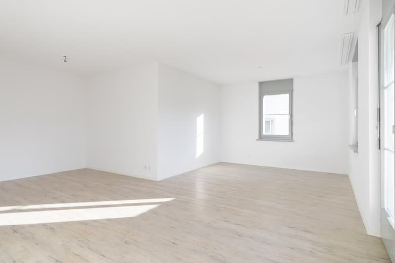 Attraktive sanierte, sonnige 3.5-Zimmerwohnung (8)