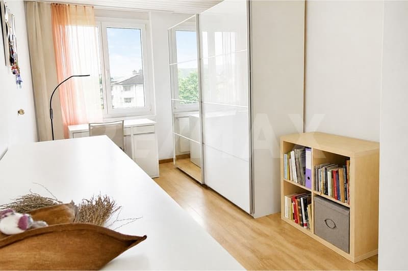 Helle 3.5-Zi.-Eigentumswohnung mit Balkon an ruhiger Wohnlage (10)