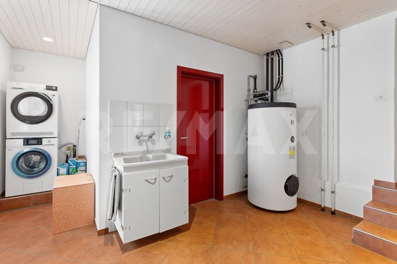Naturnahes 6.5-Zi.-Einfamilienhaus mit viel Umschwung (11)