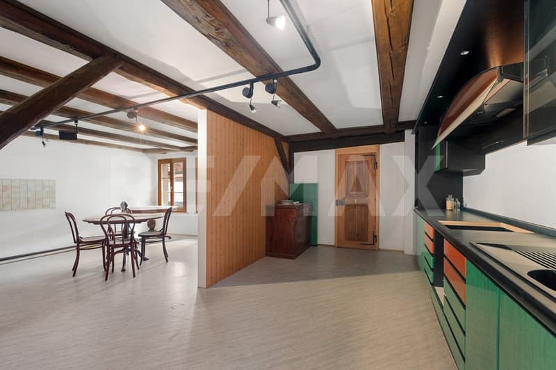 5.5-Zi.-Wohnhaus mit Gewerbe- und Ladenfläche (11)