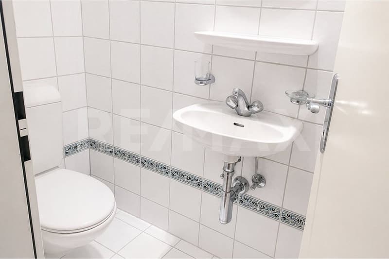 Helle 3.5-Zi.-Eigentumswohnung mit 2 Balkone an zentraler Wohnlage (7)