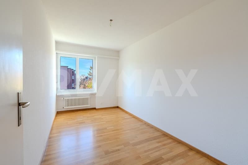 Gepflegte 3.5-Zimmer-Wohnung mit zwei Balkonen (7)
