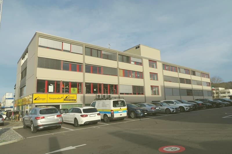 Autoeinstellhallenplätze in Oberwil (1)