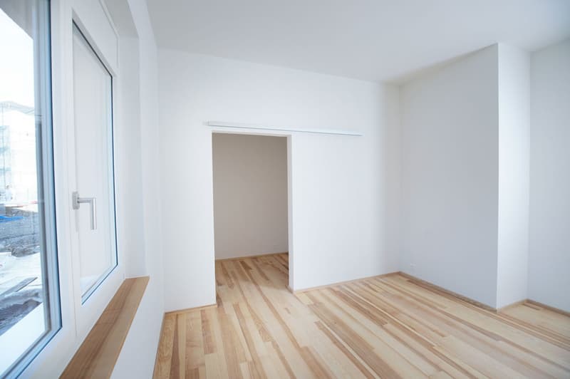 Helle 4.5-Zimmer-Wohnung mit Blick ins Grüne (5)