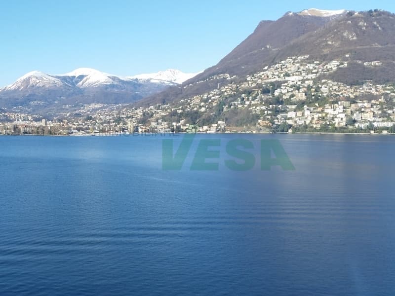 Bellissimo terreno con una spettacolare vista sulla baia di Lugano (1)