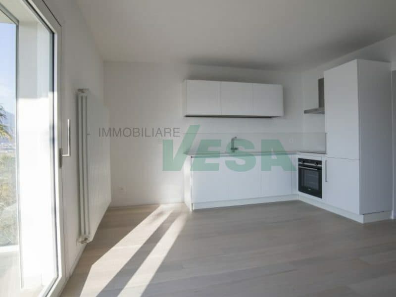Elegante appartamento monolocale con magnifica vista lago (6)