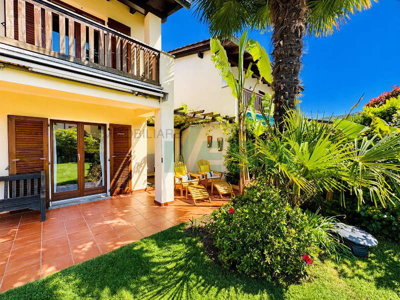 Accogliente casa con incantevole giardino, a due passi dal lago (1)