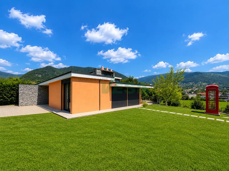 Spaziosa villa con piscina e splendida vista panoramica sui vigneti (7)