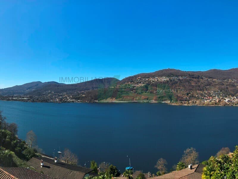 Delizioso appartamento monolocale con vista lago e bella terrazza (3)