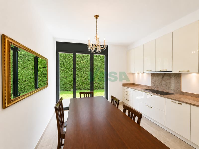 Bel appartamento 6,5 locali con giardino in tranquilla zona collinare (6)