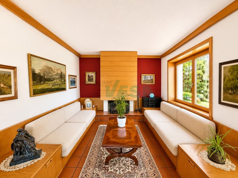 Ampia ed elegante villa signorile con molto spazio e con bella piscina (6)