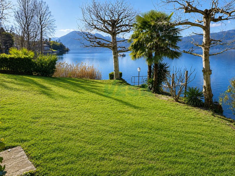Elegante appartamento monolocale con magnifica vista lago (10)