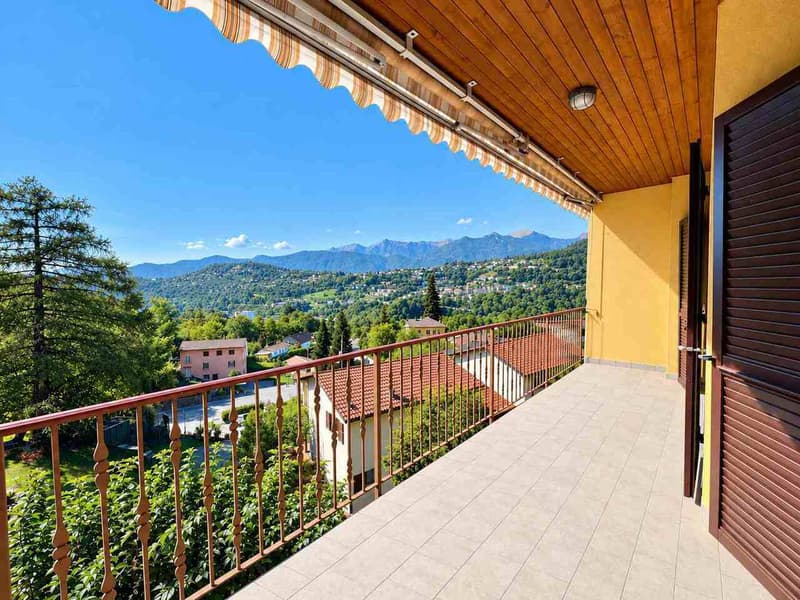 Accogliente e luminosa casa gemella in posizione panoramica (5)