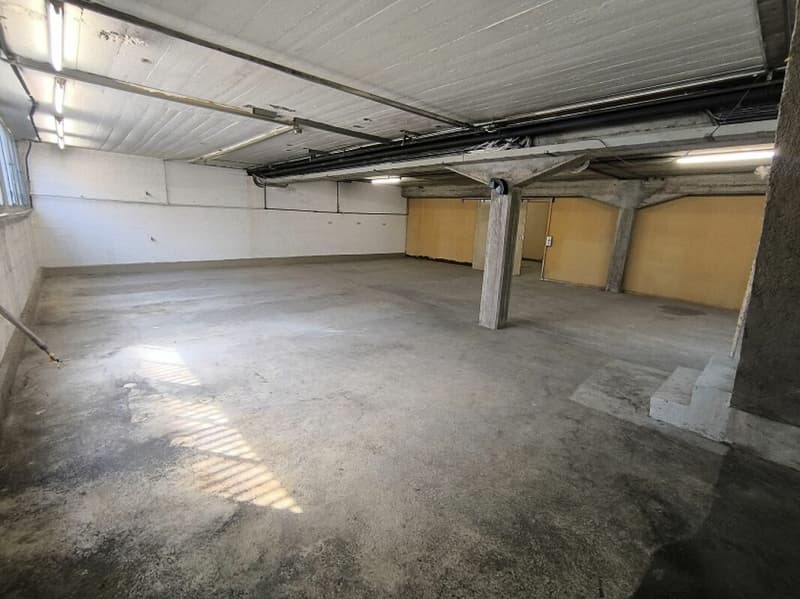 Attraktive Nebenräume für Atelier, Büro oder Lager (6)