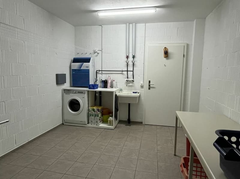 Exklusive Erdgeschosswohnung mit riesigem Balkon und toller Aussicht (10)