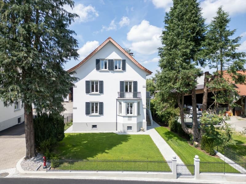 traumhaftes 6.5-Zimmer-Einfamilienhaus | Grundstücksfläche 642 m² (1)