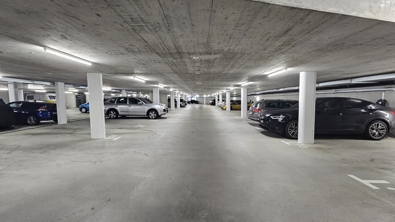 Einstellhalle