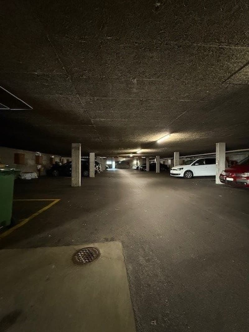 Tiefgarage 30-2