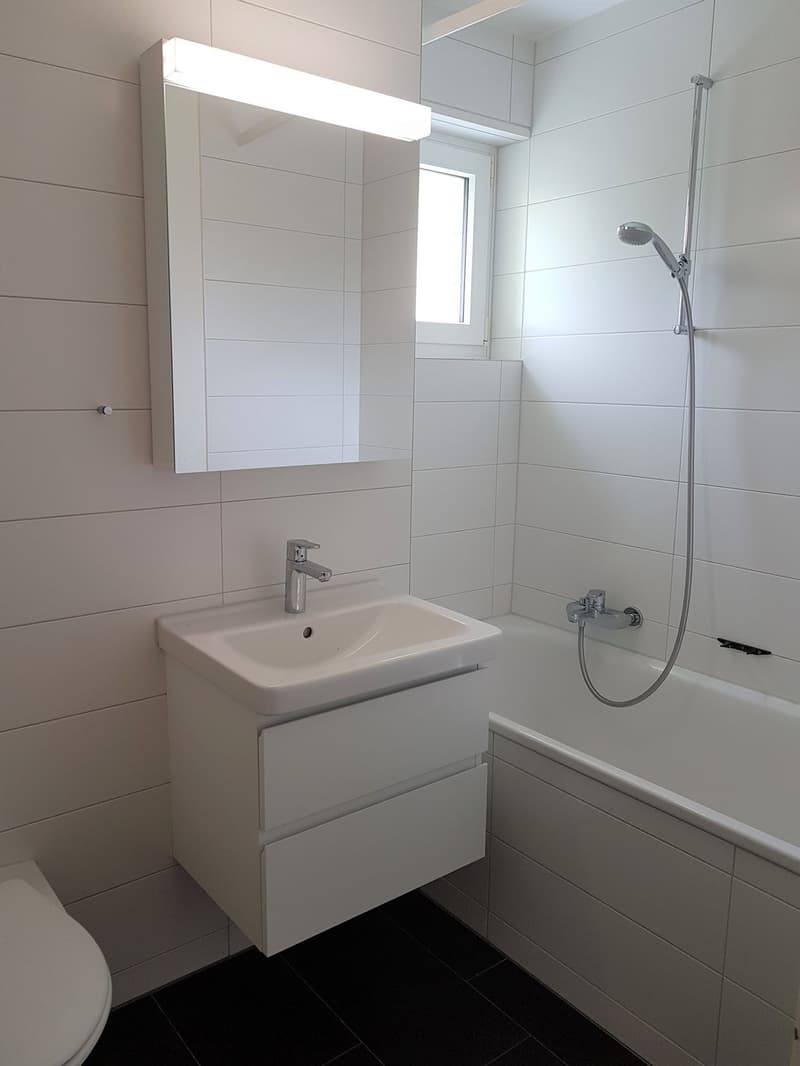 Bad mit Wanne