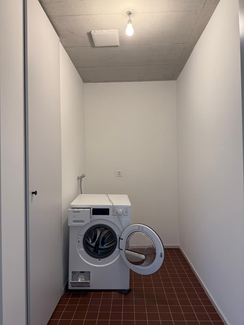 Moderne 2.5-Zimmer-Alterswohnung direkt an der Limmat (7)