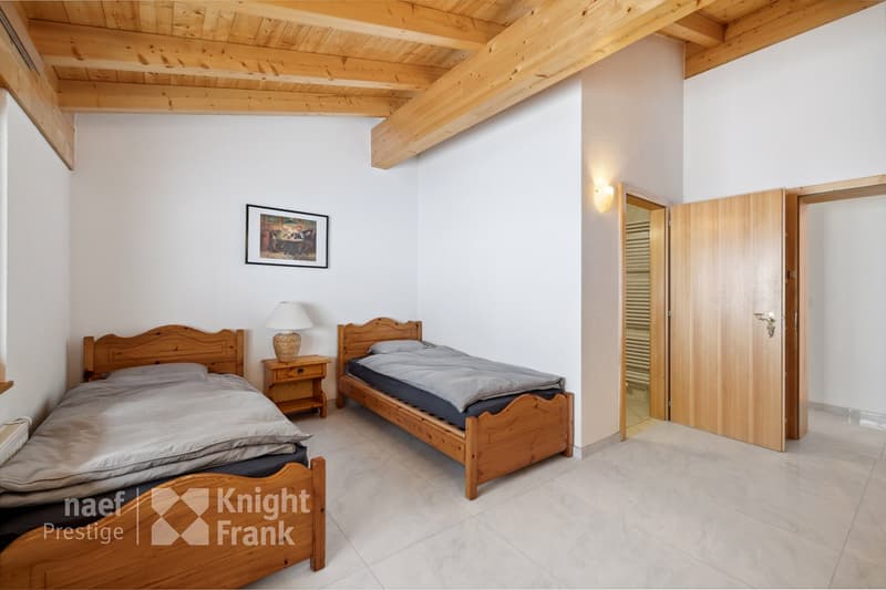 Magnifique villa de 6.5 pièces. (8)