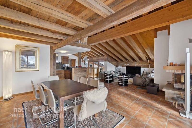 Triplex en attique de 4.5 pièces. (4)