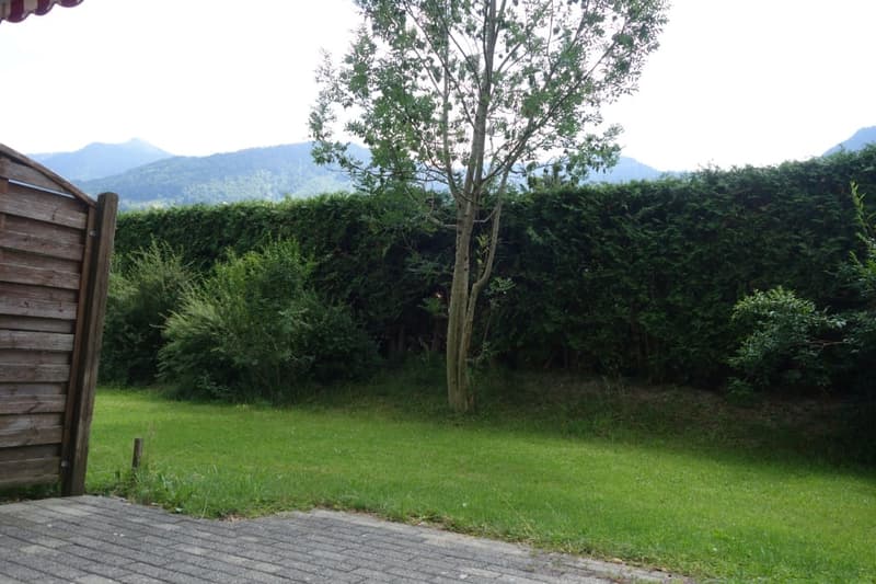 Geräumige 4.5-Zimmer-Wohnung im Erdgeschoss in Reichenburg (10)