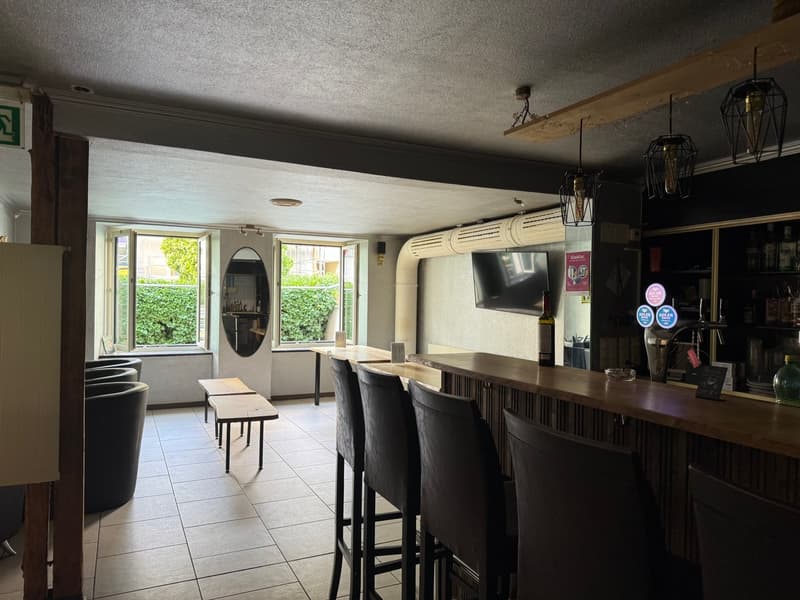 Charmantes Café/Bar-Lokal im Herzen von Glarus – «Gasthaus zur Linde» (3)